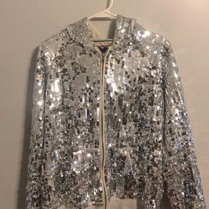 Rare Pink hoodie size small but fits as a medium